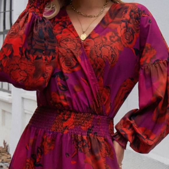 Chic Split Printed Surplice Midi Dress with Long Sleeves - Picture 2 of 5